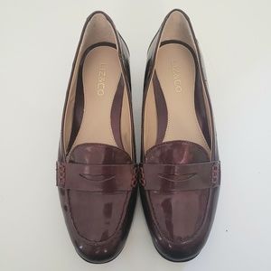 Burgundy patent Penny Loafer sz 8